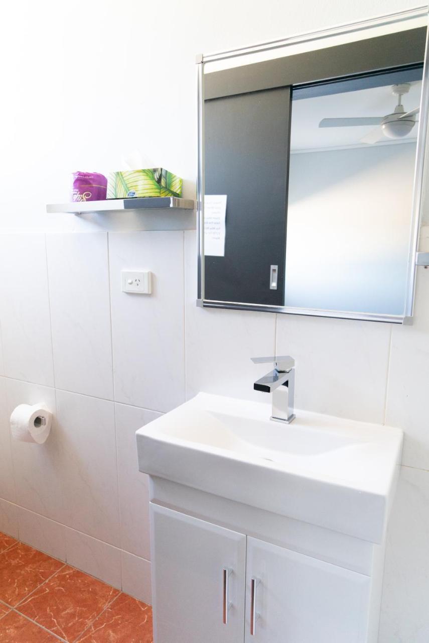 Panania Hotel Sydney Екстер'єр фото