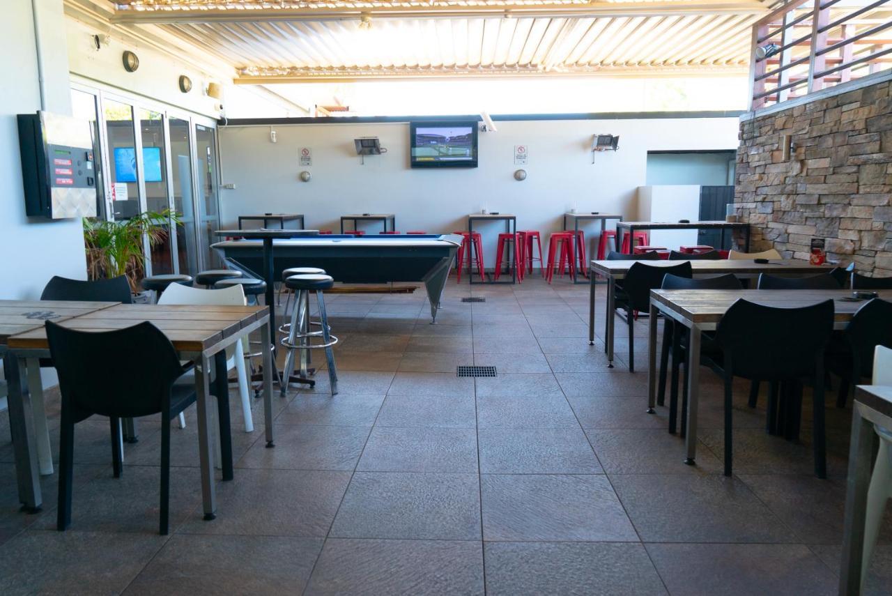 Panania Hotel Sydney Екстер'єр фото